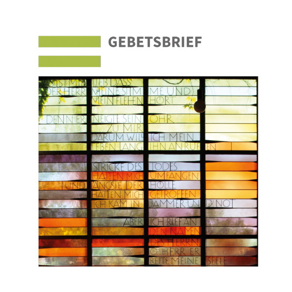 Gebetsbrief – Kirchenfenster mit Bibelworten